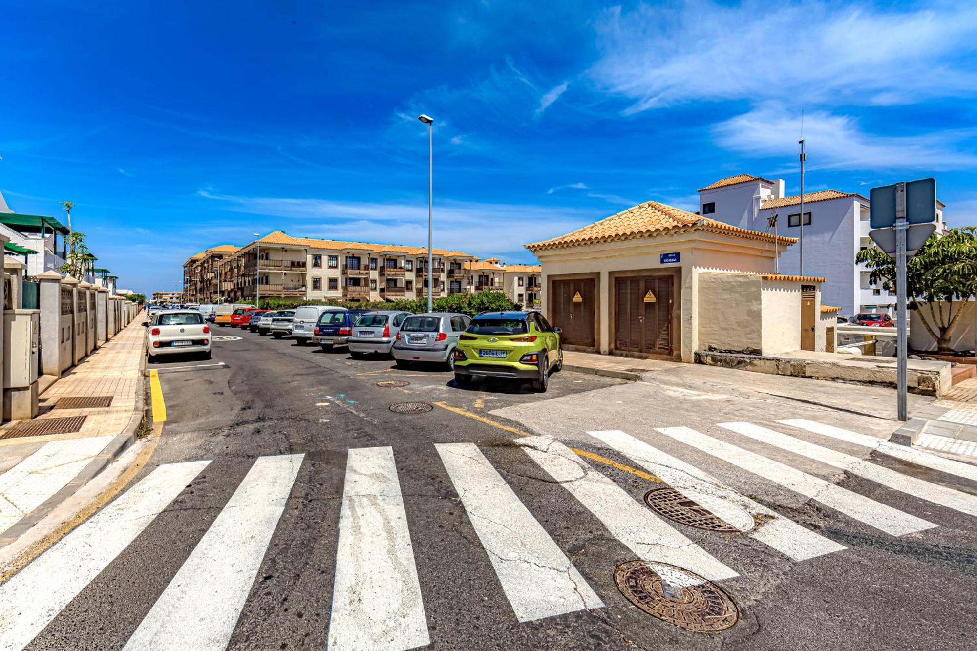 Atlantis 3 One Bedroom, Sea Front, In Complex With Pool Costa Del Silencio Esterno foto