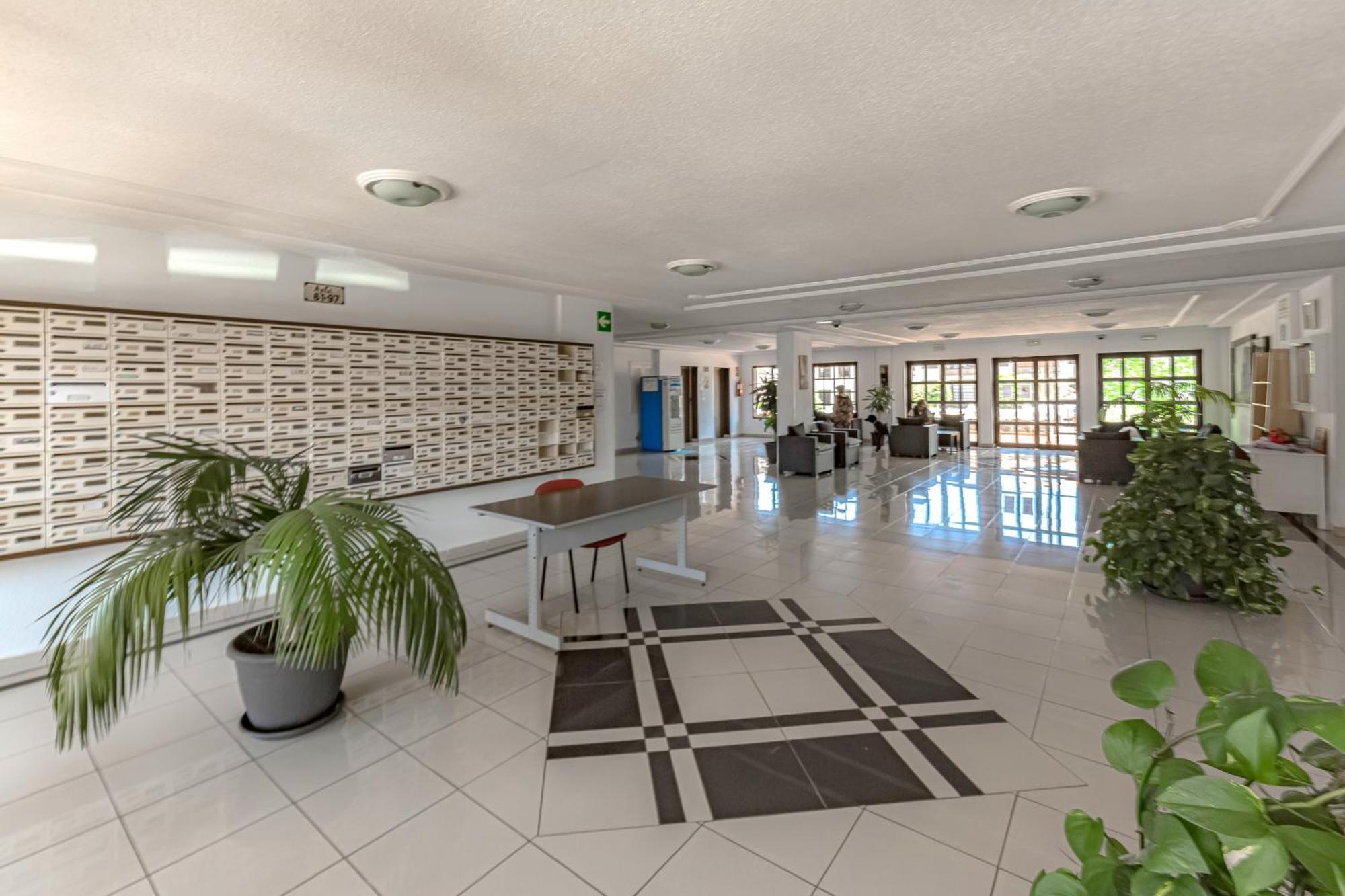 Atlantis 3 One Bedroom, Sea Front, In Complex With Pool Costa Del Silencio Esterno foto