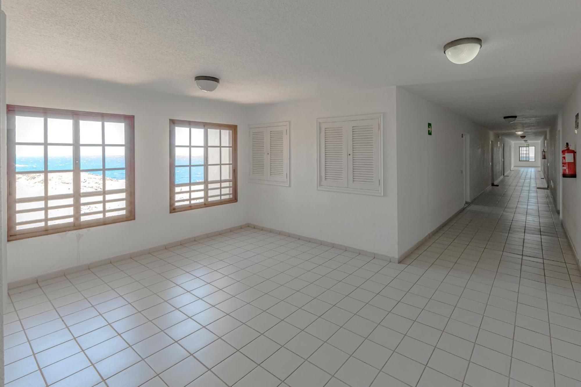 Atlantis 3 One Bedroom, Sea Front, In Complex With Pool Costa Del Silencio Esterno foto