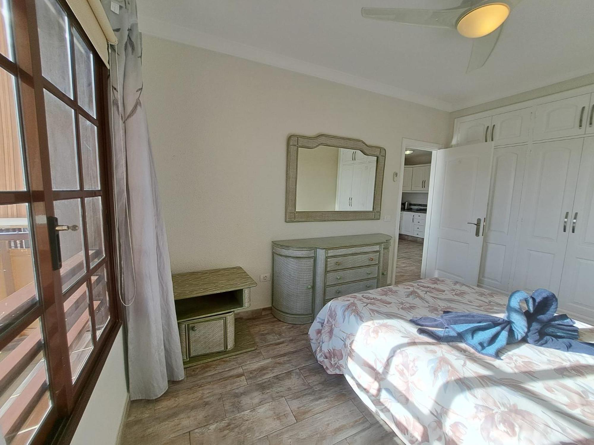 Atlantis 3 One Bedroom, Sea Front, In Complex With Pool Costa Del Silencio Esterno foto