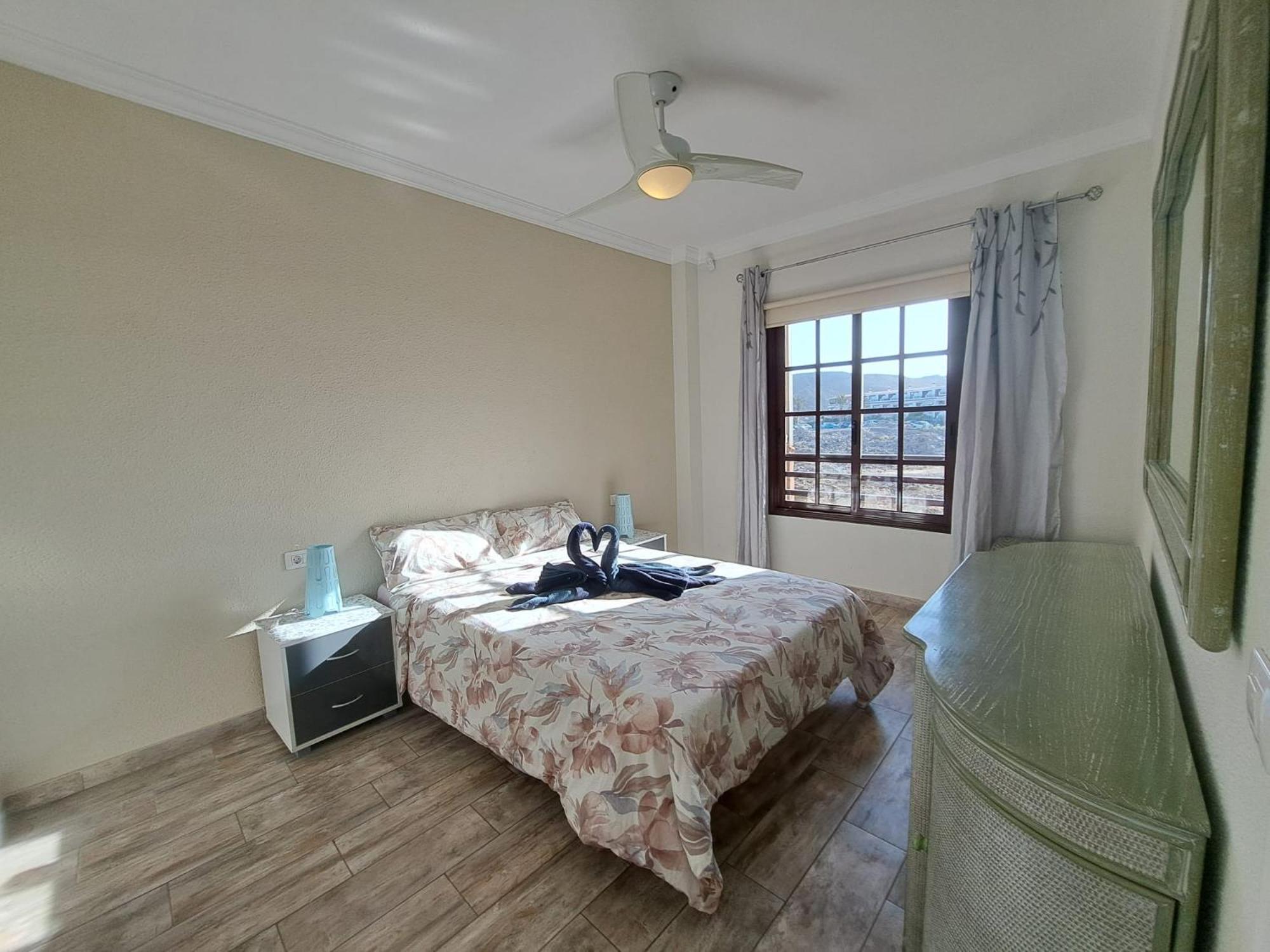 Atlantis 3 One Bedroom, Sea Front, In Complex With Pool Costa Del Silencio Esterno foto