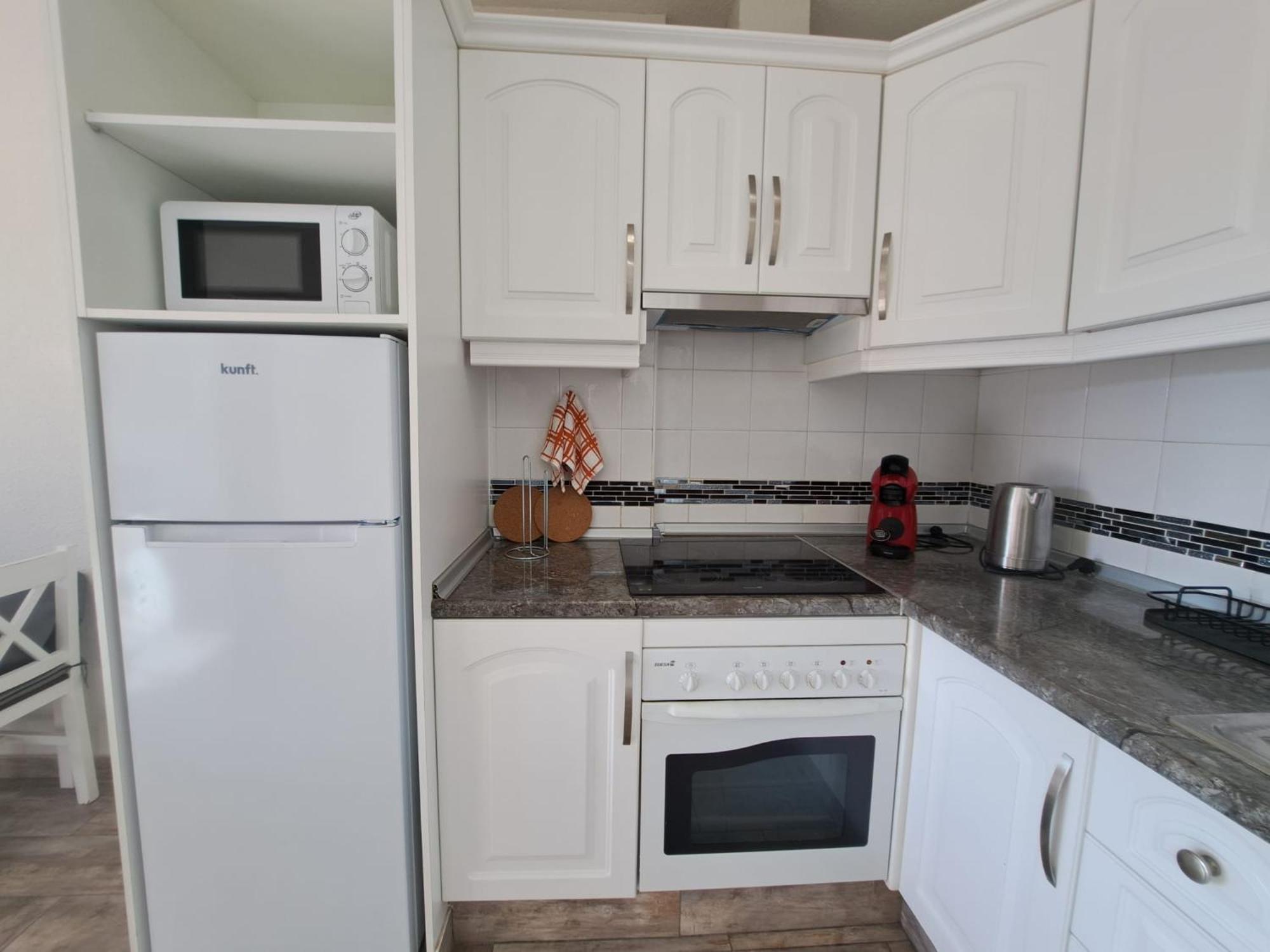 Atlantis 3 One Bedroom, Sea Front, In Complex With Pool Costa Del Silencio Esterno foto